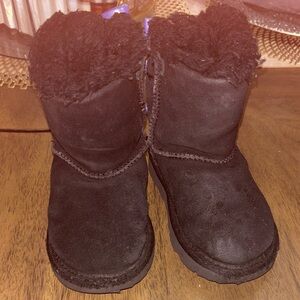 UGG Black Kids Boots with Fuzzy Lining